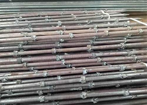 鸡泽隧道钢花管